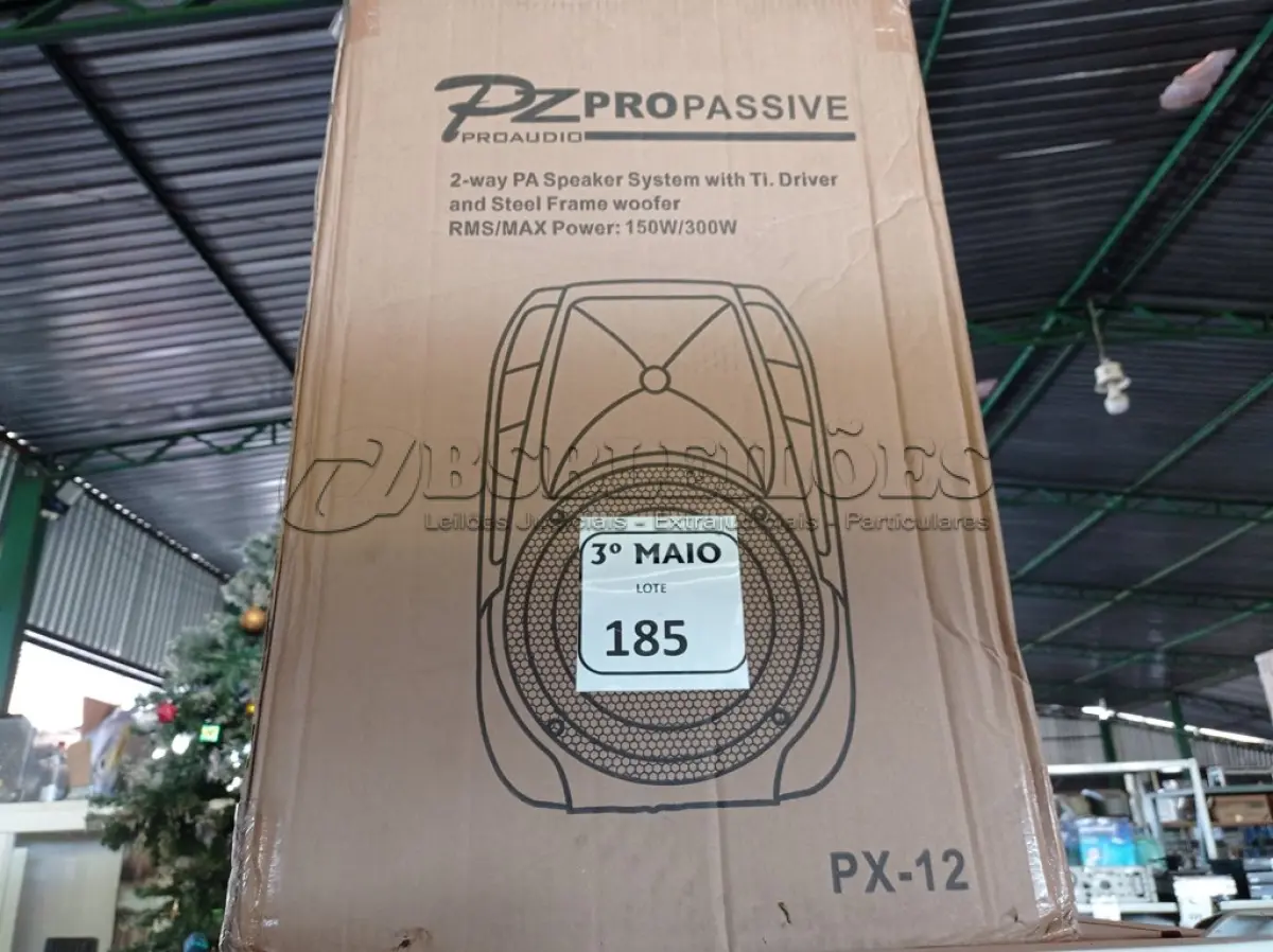 LOTE 185 - 01 CAIXA DE SOM PZPROPASSIVE PROAUDIO PX-12. (NO ESTADO) ATENÇÃO! FAZER A VISITAÇÃO ANTES DE ARREMATAR, NÃO SABEMOS SE FUNCIONA. LEILÃO NÃO TEM GARANTIA E NEM DEVOLUÇÃO, SUJEITO A POSSÍVEIS AVARIAS VISÍVEIS/OCULTAS E/OU AUSÊNCIA DE COMPONENTES.
