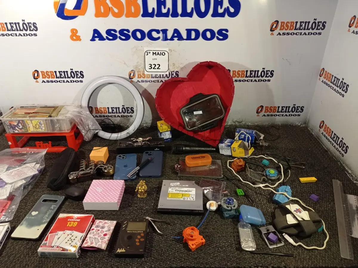 LOTE 322 - 01 LOTE COM MATERIAIS DIVERSOS. (NO ESTADO) ATENÇÃO! FAZER A VISITAÇÃO ANTES DE ARREMATAR, NÃO SABEMOS SE FUNCIONA. LEILÃO NÃO TEM GARANTIA E NEM DEVOLUÇÃO, SUJEITO A POSSÍVEIS AVARIAS VISÍVEIS/OCULTAS E/OU AUSÊNCIA DE COMPONENTES.