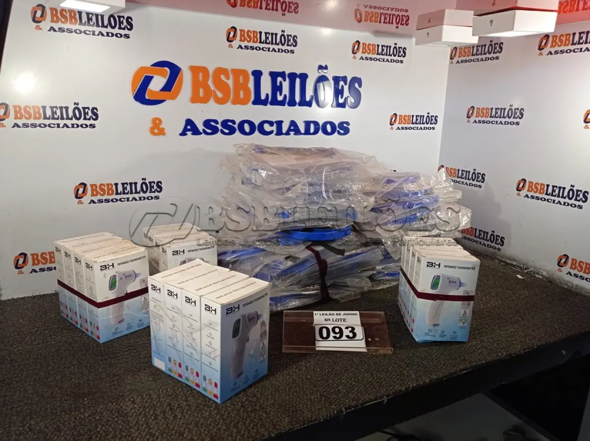 LOTE 093 - 40 MÁSCARAS DE PROTEÇÃO E 16 TERMÔMETROS DIGITAI. (NO ESTADO) ATENÇÃO! FAZER A VISITAÇÃO ANTES DE ARREMATAR, NÃO SABEMOS SE FUNCIONA. LEILÃO NÃO TEM GARANTIA E NEM DEVOLUÇÃO, SUJEITO A POSSÍVEIS AVARIAS VISÍVEIS/OCULTAS E/OU AUSÊNCIA DE COMPONENTES.