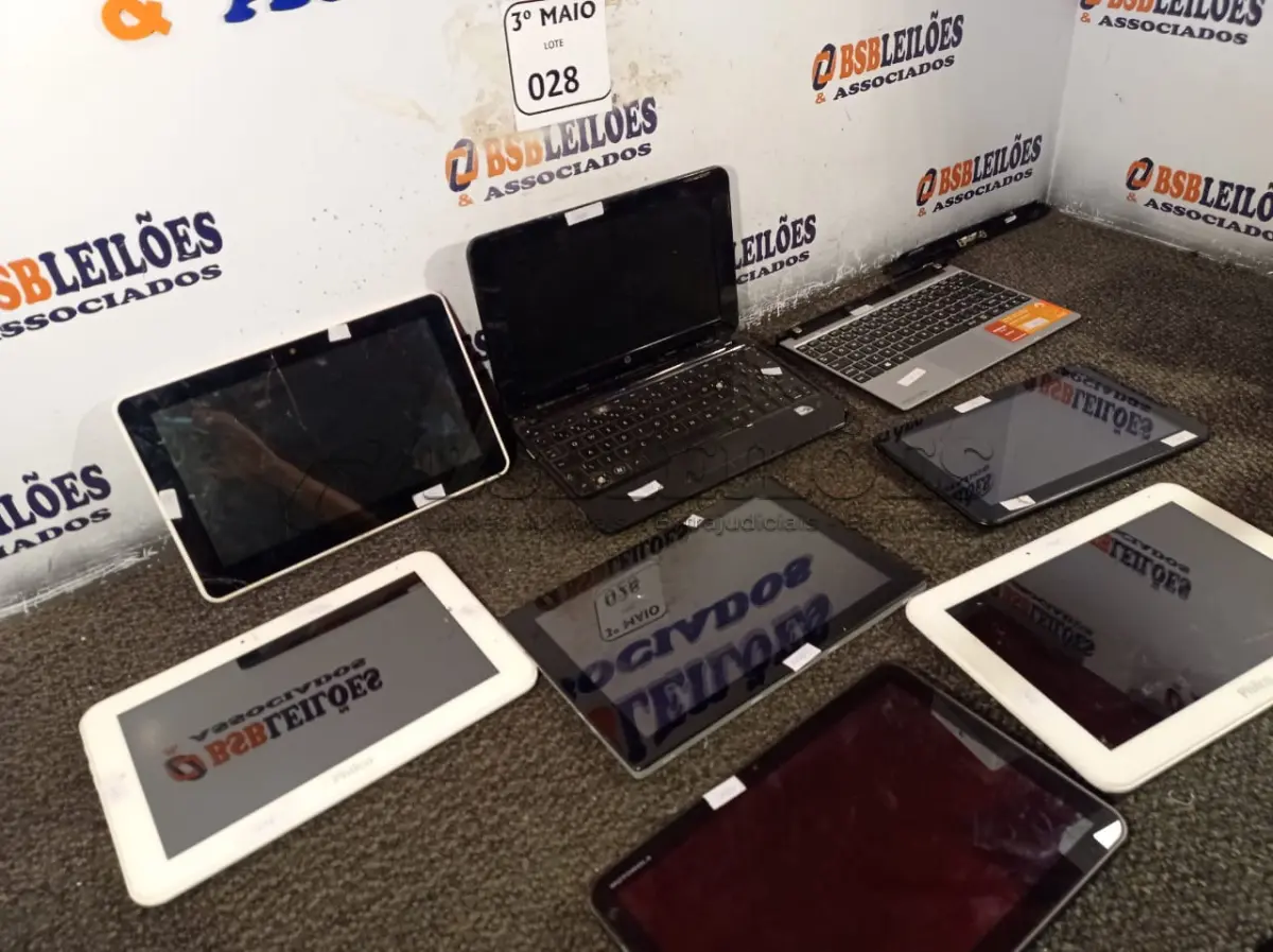 LOTE 028 - 05 TABLET’S E 02 NETBOOK’S PARA RETIRADA DE PEÇAS. (NO ESTADO) ATENÇÃO! FAZER A VISITAÇÃO ANTES DE ARREMATAR, NÃO SABEMOS SE FUNCIONA. LEILÃO NÃO TEM GARANTIA E NEM DEVOLUÇÃO, SUJEITO A POSSÍVEIS AVARIAS VISÍVEIS/OCULTAS E/OU AUSÊNCIA DE COMPONENTES.