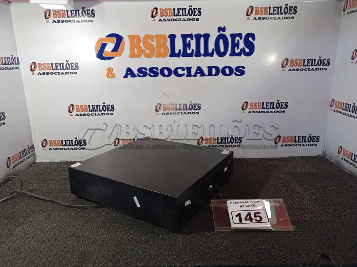 LOTE 145 - 01 CAIXA REGISTRADORA PARA DINHEIRO MANUAL. (NO ESTADO) ATENÇÃO! FAZER A VISITAÇÃO ANTES DE ARREMATAR, NÃO SABEMOS SE FUNCIONA. LEILÃO NÃO TEM GARANTIA E NEM DEVOLUÇÃO, SUJEITO A POSSÍVEIS AVARIAS VISÍVEIS/OCULTAS E/OU AUSÊNCIA DE COMPONENTES.