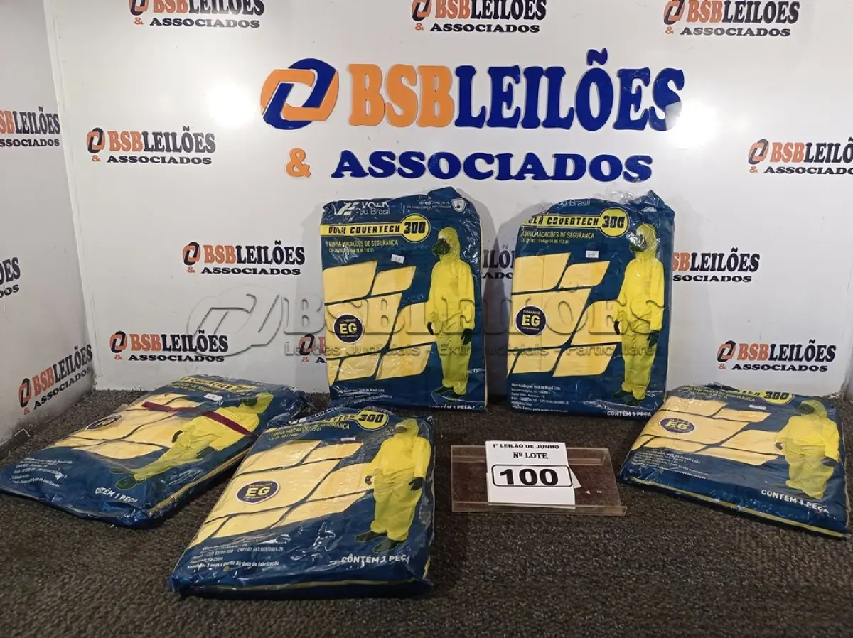 LOTE 100 - 01 LOTE COM 05 MACACÕES VOLH COVERTECH 300 TAMANHO EG NA COR AMARELA. (NOVO) (NO ESTADO) ATENÇÃO! FAZER A VISITAÇÃO ANTES DE ARREMATAR, NÃO SABEMOS SE FUNCIONA. LEILÃO NÃO TEM GARANTIA E NEM DEVOLUÇÃO, SUJEITO A POSSÍVEIS AVARIAS VISÍVEIS/OCULTAS E/OU AUSÊNCIA DE COMPONENTES.