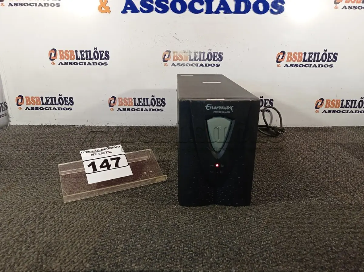 LOTE 147 - 01 NOBREAK 1400VA MARCA ENERMAX POWER GUARD. (LIGANDO) (NO ESTADO) ATENÇÃO! FAZER A VISITAÇÃO ANTES DE ARREMATAR, NÃO SABEMOS SE FUNCIONA. LEILÃO NÃO TEM GARANTIA E NEM DEVOLUÇÃO, SUJEITO A POSSÍVEIS AVARIAS VISÍVEIS/OCULTAS E/OU AUSÊNCIA DE COMPONENTES.