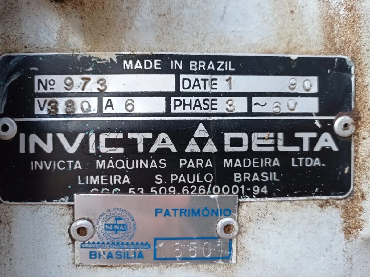 LOTE 482 - 01 TUPIA SUPERIOR COPIADORA MARCA INVICTA. (NO ESTADO) ATENÇÃO! FAZER A VISITAÇÃO ANTES DE ARREMATAR, NÃO SABEMOS SE FUNCIONA. LEILÃO NÃO TEM GARANTIA E NEM DEVOLUÇÃO, SUJEITO A POSSÍVEIS AVARIAS VISÍVEIS/OCULTAS E/OU AUSÊNCIA DE COMPONENTES.