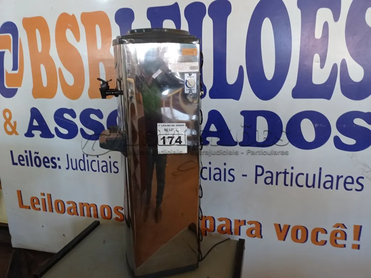 LOTE 174 - 01 FILTRO REFRIGERADO PARA GARRAFÃO EM INOX MARCA LIBELL. (NO ESTADO) ATENÇÃO! FAZER A VISITAÇÃO ANTES DE ARREMATAR, NÃO SABEMOS SE FUNCIONA. LEILÃO NÃO TEM GARANTIA E NEM DEVOLUÇÃO, SUJEITO A POSSÍVEIS AVARIAS VISÍVEIS/OCULTAS E/OU AUSÊNCIA DE COMPONENTES.