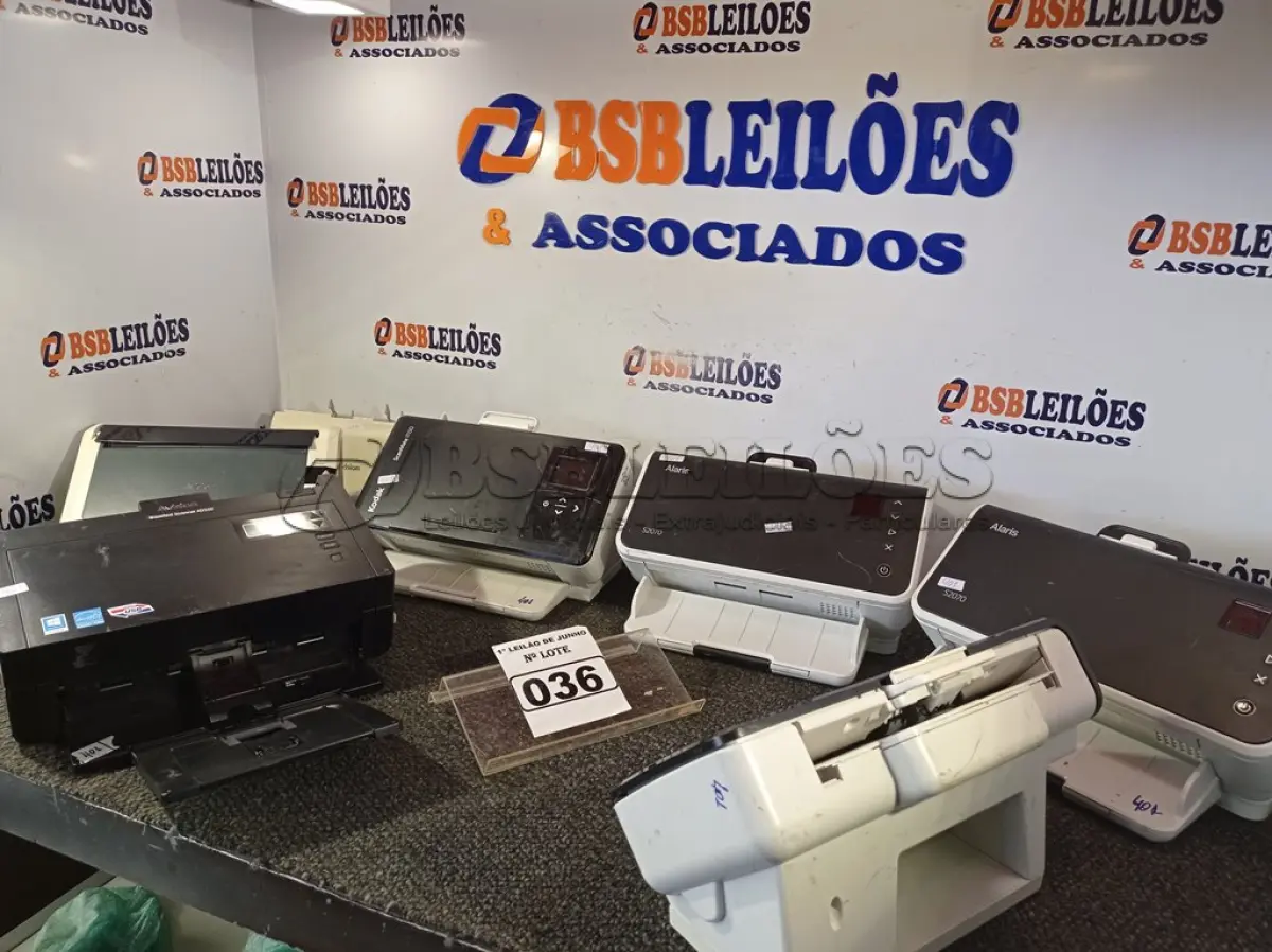 LOTE 036 - 06 SCANNER’S MARCAS E MODELOS DIVERSOS. (NO ESTADO) ATENÇÃO! FAZER A VISITAÇÃO ANTES DE ARREMATAR, NÃO SABEMOS SE FUNCIONA. LEILÃO NÃO TEM GARANTIA E NEM DEVOLUÇÃO, SUJEITO A POSSÍVEIS AVARIAS VISÍVEIS/OCULTAS E/OU AUSÊNCIA DE COMPONENTES.