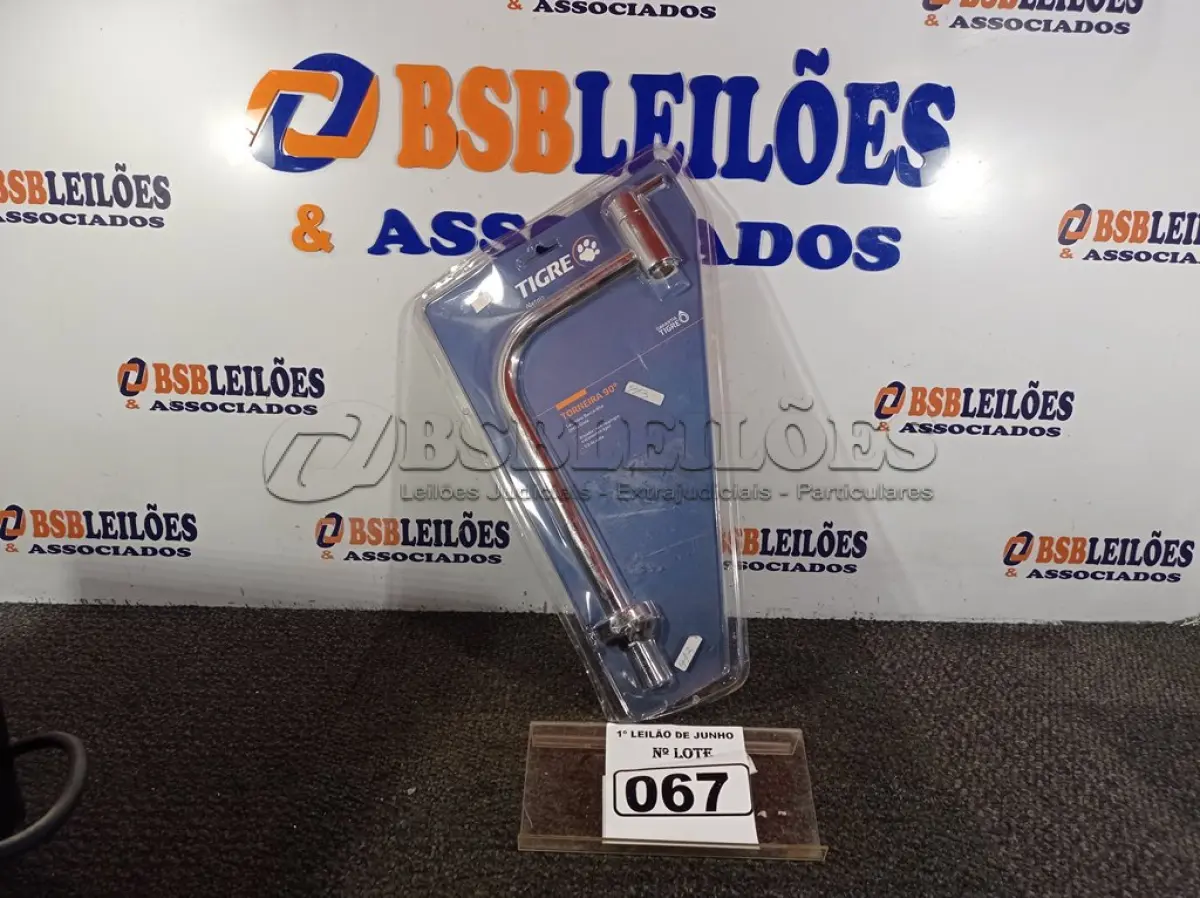 LOTE 067 - 01 TORNEIRA PARA LAVATÓRIO BANCADA ALTA GIOIA CR DN15 TIGRE. (NOVO) (NO ESTADO) ATENÇÃO! FAZER A VISITAÇÃO ANTES DE ARREMATAR, NÃO SABEMOS SE FUNCIONA. LEILÃO NÃO TEM GARANTIA E NEM DEVOLUÇÃO, SUJEITO A POSSÍVEIS AVARIAS VISÍVEIS/OCULTAS E/OU AUSÊNCIA DE COMPONENTES.