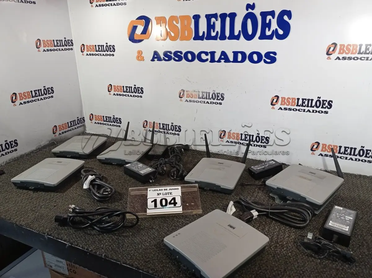 LOTE 104 - 01 LOTE COM 06 CISCOS AIRONET 1200 AIR-AP1231G-A-K9. (NO ESTADO) ATENÇÃO! FAZER A VISITAÇÃO ANTES DE ARREMATAR, NÃO SABEMOS SE FUNCIONA. LEILÃO NÃO TEM GARANTIA E NEM DEVOLUÇÃO, SUJEITO A POSSÍVEIS AVARIAS VISÍVEIS/OCULTAS E/OU AUSÊNCIA DE COMPONENTES.