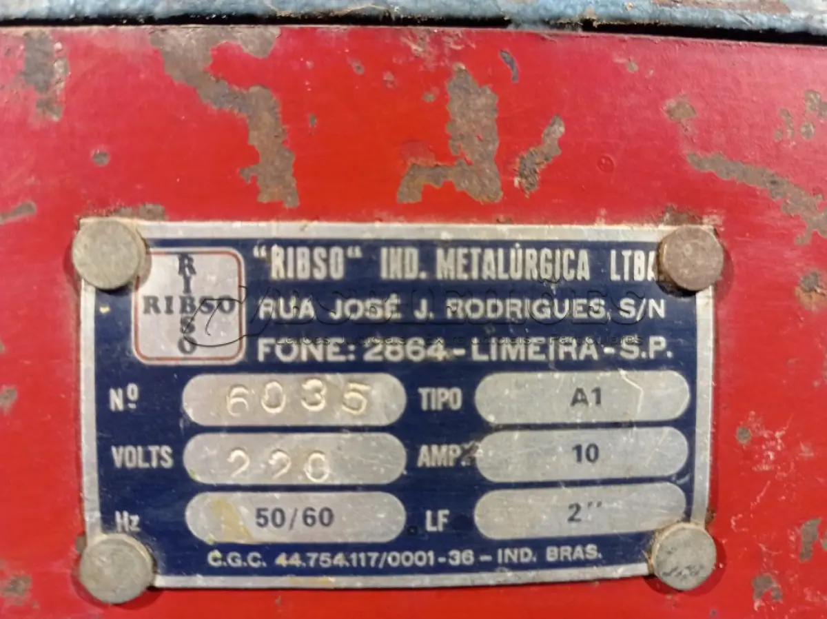LOTE 487 - 01 MÁQUINA DE SOLDA SERRA FITA 220V DE 10 AMPERES. (NO ESTADO) ATENÇÃO! FAZER A VISITAÇÃO ANTES DE ARREMATAR, NÃO SABEMOS SE FUNCIONA. LEILÃO NÃO TEM GARANTIA E NEM DEVOLUÇÃO, SUJEITO A POSSÍVEIS AVARIAS VISÍVEIS/OCULTAS E/OU AUSÊNCIA DE COMPONENTES.