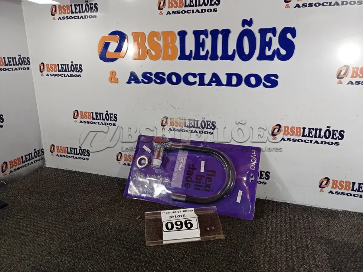LOTE 096 - 01 TORNEIRA DE COZINHA PAREDE HYDRAMOTION HYDRA. (NO ESTADO) ATENÇÃO! FAZER A VISITAÇÃO ANTES DE ARREMATAR, NÃO SABEMOS SE FUNCIONA. LEILÃO NÃO TEM GARANTIA E NEM DEVOLUÇÃO, SUJEITO A POSSÍVEIS AVARIAS VISÍVEIS/OCULTAS E/OU AUSÊNCIA DE COMPONENTES.
