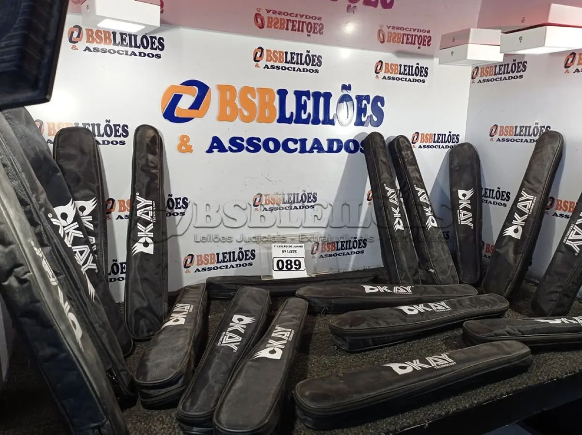 LOTE 089 - 20 DETECTORES DE METAL. (NO ESTADO) ATENÇÃO! FAZER A VISITAÇÃO ANTES DE ARREMATAR, NÃO SABEMOS SE FUNCIONA. LEILÃO NÃO TEM GARANTIA E NEM DEVOLUÇÃO, SUJEITO A POSSÍVEIS AVARIAS VISÍVEIS/OCULTAS E/OU AUSÊNCIA DE COMPONENTES.