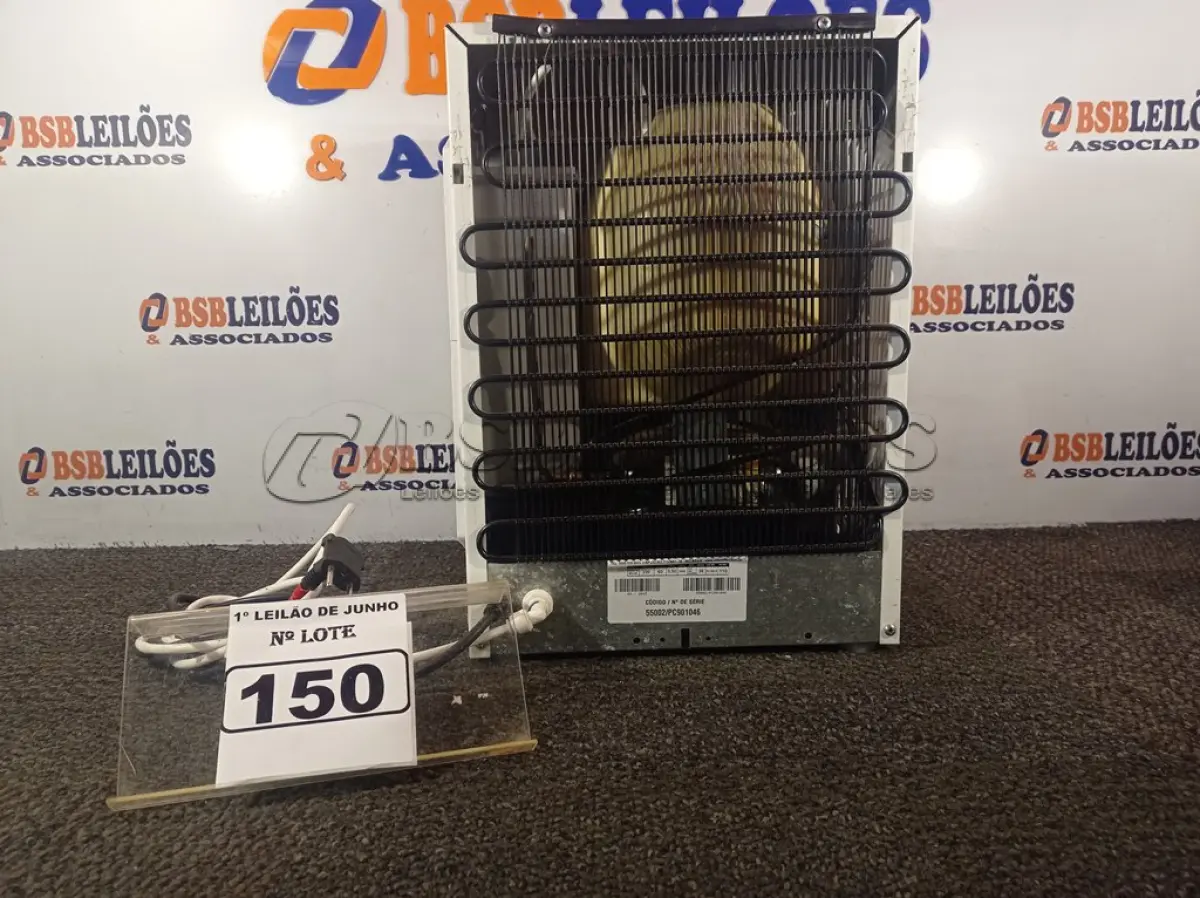 LOTE 150 - 01 PURIFICADOR DE ÁGUA MARCA MASTER FRIO 220V. (NO ESTADO) ATENÇÃO! FAZER A VISITAÇÃO ANTES DE ARREMATAR, NÃO SABEMOS SE FUNCIONA. LEILÃO NÃO TEM GARANTIA E NEM DEVOLUÇÃO, SUJEITO A POSSÍVEIS AVARIAS VISÍVEIS/OCULTAS E/OU AUSÊNCIA DE COMPONENTES.