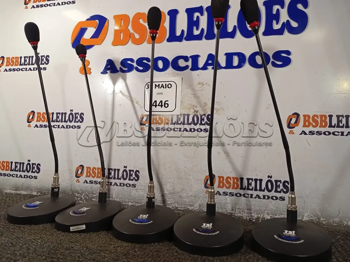 LOTE 446 - 05 MICROFONES DE MESA TSI MMF-302. (NO ESTADO) ATENÇÃO! FAZER A VISITAÇÃO ANTES DE ARREMATAR, NÃO SABEMOS SE FUNCIONA. LEILÃO NÃO TEM GARANTIA E NEM DEVOLUÇÃO, SUJEITO A POSSÍVEIS AVARIAS VISÍVEIS/OCULTAS E/OU AUSÊNCIA DE COMPONENTES.