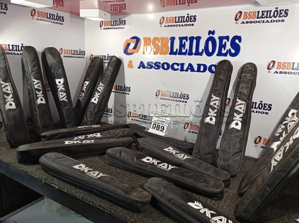 LOTE 089 - 20 DETECTORES DE METAL. (NO ESTADO) ATENÇÃO! FAZER A VISITAÇÃO ANTES DE ARREMATAR, NÃO SABEMOS SE FUNCIONA. LEILÃO NÃO TEM GARANTIA E NEM DEVOLUÇÃO, SUJEITO A POSSÍVEIS AVARIAS VISÍVEIS/OCULTAS E/OU AUSÊNCIA DE COMPONENTES.