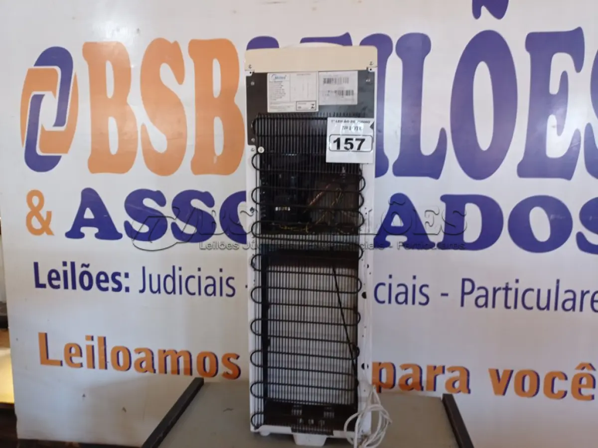LOTE 157 - 01 PURIFICADOR DE ÁGUA PARA GARRAFÃO MARCA MIDEA. (NO ESTADO) ATENÇÃO! FAZER A VISITAÇÃO ANTES DE ARREMATAR, NÃO SABEMOS SE FUNCIONA. LEILÃO NÃO TEM GARANTIA E NEM DEVOLUÇÃO, SUJEITO A POSSÍVEIS AVARIAS VISÍVEIS/OCULTAS E/OU AUSÊNCIA DE COMPONENTES.
