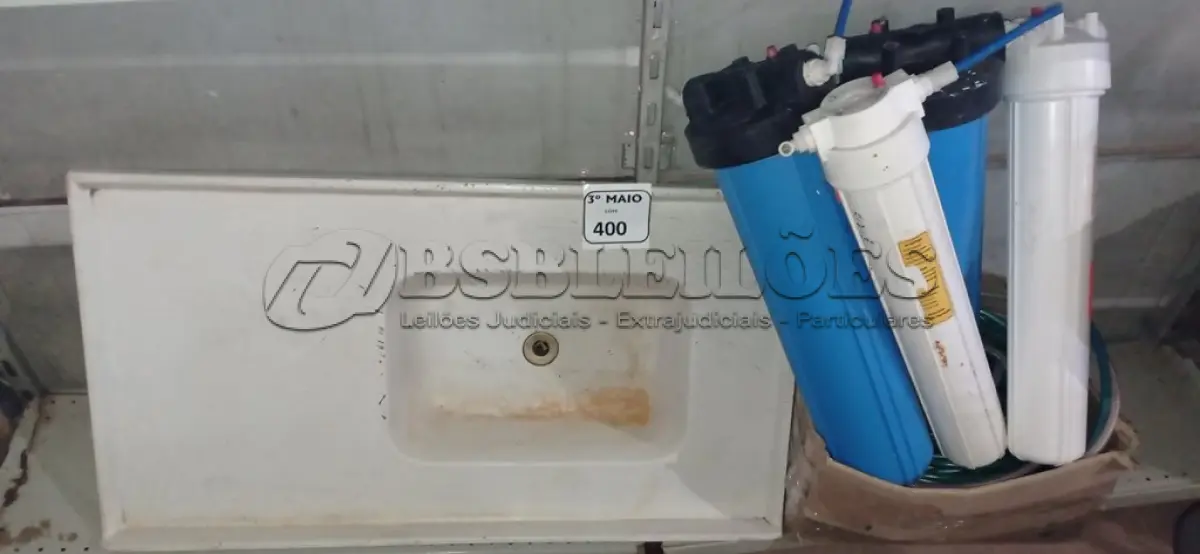 LOTE 400 - 01 PIA DE FIBRA E 04 FILTOS. (NO ESTADO) ATENÇÃO! FAZER A VISITAÇÃO ANTES DE ARREMATAR, NÃO SABEMOS SE FUNCIONA. LEILÃO NÃO TEM GARANTIA E NEM DEVOLUÇÃO, SUJEITO A POSSÍVEIS AVARIAS VISÍVEIS/OCULTAS E/OU AUSÊNCIA DE COMPONENTES.