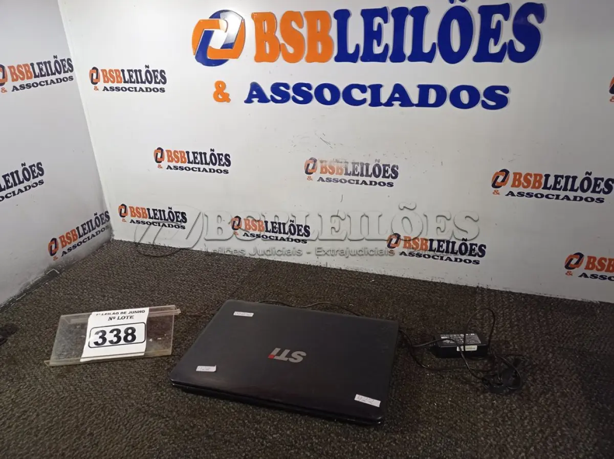 LOTE 338 - 01 NOTEBOOK STI SEMP TOSHIBA COM CARREGADOR (NO ESTADO) ATENÇÃO! FAZER A VISITAÇÃO ANTES DE ARREMATAR, NÃO SABEMOS SE FUNCIONA. LEILÃO NÃO TEM GARANTIA E NEM DEVOLUÇÃO, SUJEITO A POSSÍVEIS AVARIAS VISÍVEIS/OCULTAS E/OU AUSÊNCIA DE COMPONENTES.