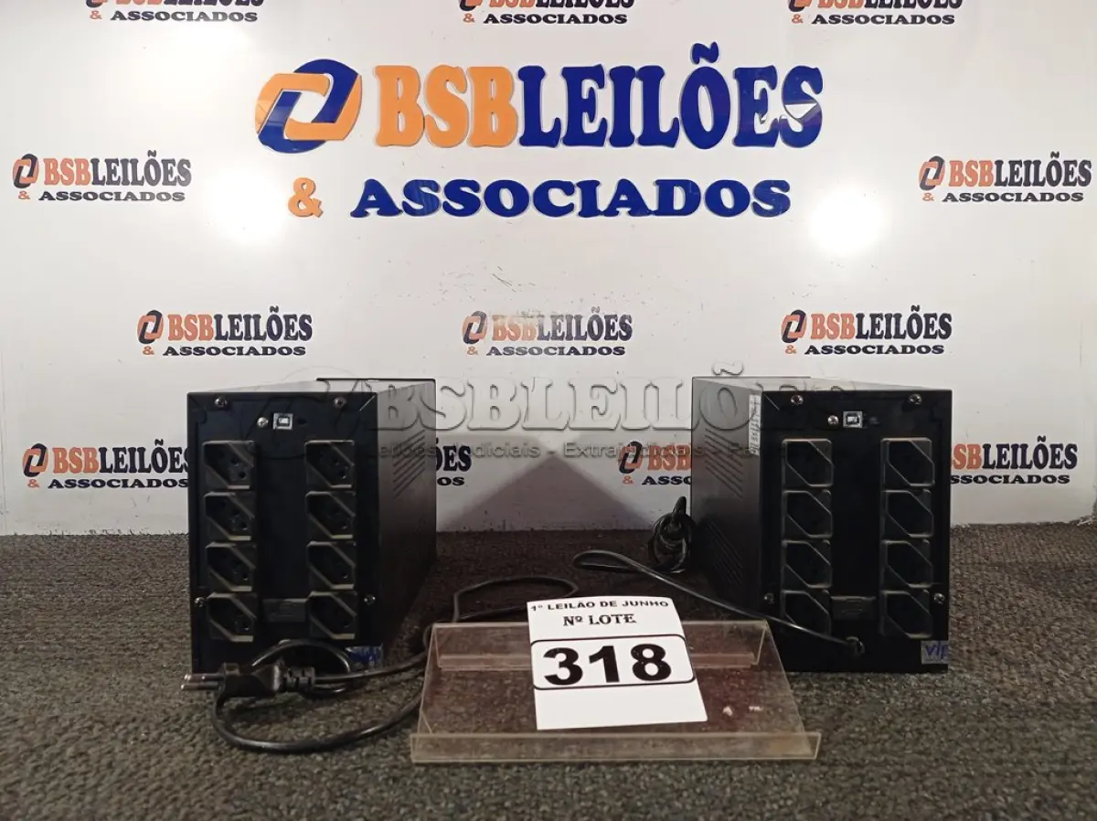 LOTE 318 - 02 NOBREAKS DE 1400VA. (NO ESTADO) ATENÇÃO! FAZER A VISITAÇÃO ANTES DE ARREMATAR, NÃO SABEMOS SE FUNCIONA. LEILÃO NÃO TEM GARANTIA E NEM DEVOLUÇÃO, SUJEITO A POSSÍVEIS AVARIAS VISÍVEIS/OCULTAS E/OU AUSÊNCIA DE COMPONENTES.