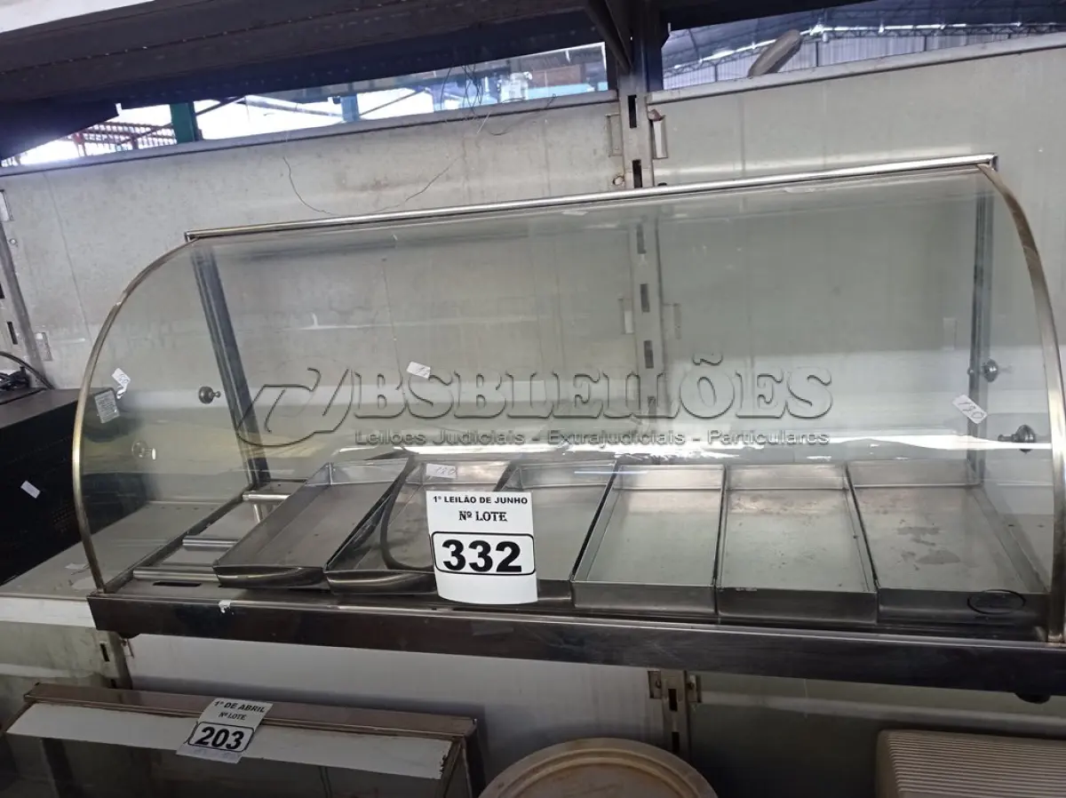 LOTE 332 - 01 ESTUFA PARA SALGADO. (NO ESTADO) ATENÇÃO! FAZER A VISITAÇÃO ANTES DE ARREMATAR, NÃO SABEMOS SE FUNCIONA. LEILÃO NÃO TEM GARANTIA E NEM DEVOLUÇÃO, SUJEITO A POSSÍVEIS AVARIAS VISÍVEIS/OCULTAS E/OU AUSÊNCIA DE COMPONENTES.