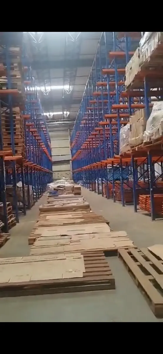 LOTE 494 - 01 DRIVE-IN PARA LOGÍSTICA COM 320 POSIÇÕES PARA 1.000,00 KG CADA POSIÇÃO (NO ESTADO) (RETIRADA EM GOIÂNIA - GO)