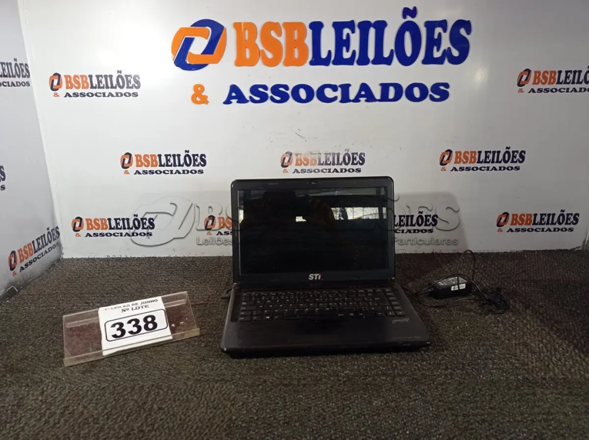 LOTE 338 - 01 NOTEBOOK STI SEMP TOSHIBA COM CARREGADOR (NO ESTADO) ATENÇÃO! FAZER A VISITAÇÃO ANTES DE ARREMATAR, NÃO SABEMOS SE FUNCIONA. LEILÃO NÃO TEM GARANTIA E NEM DEVOLUÇÃO, SUJEITO A POSSÍVEIS AVARIAS VISÍVEIS/OCULTAS E/OU AUSÊNCIA DE COMPONENTES.