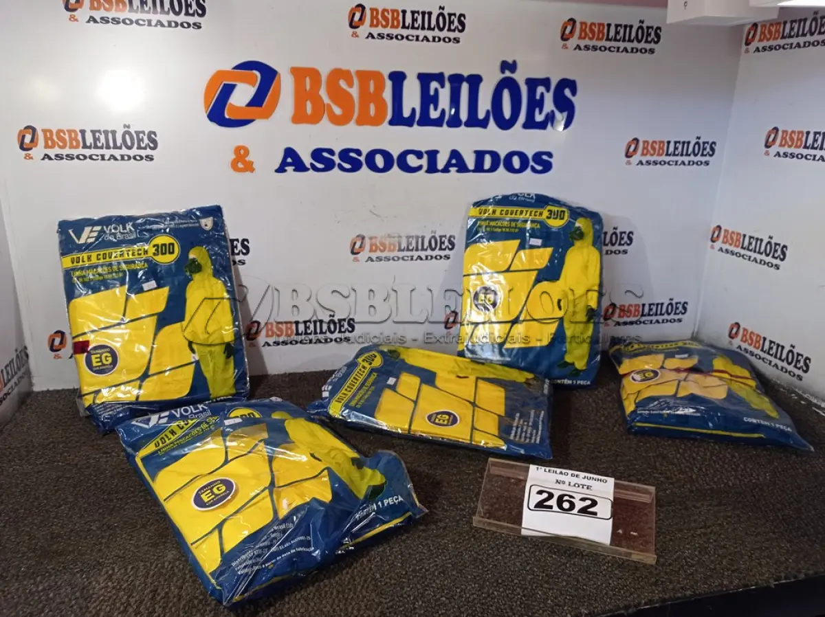 LOTE 262 - 01 LOTE COM 05 MACACÕES VOLH COVERTECH 300 TAMANHO EG NA COR AMARELA. (NOVO) (NO ESTADO) ATENÇÃO! FAZER A VISITAÇÃO ANTES DE ARREMATAR, NÃO SABEMOS SE FUNCIONA. LEILÃO NÃO TEM GARANTIA E NEM DEVOLUÇÃO, SUJEITO A POSSÍVEIS AVARIAS VISÍVEIS/OCULTAS E/OU AUSÊNCIA DE COMPONENTES.
