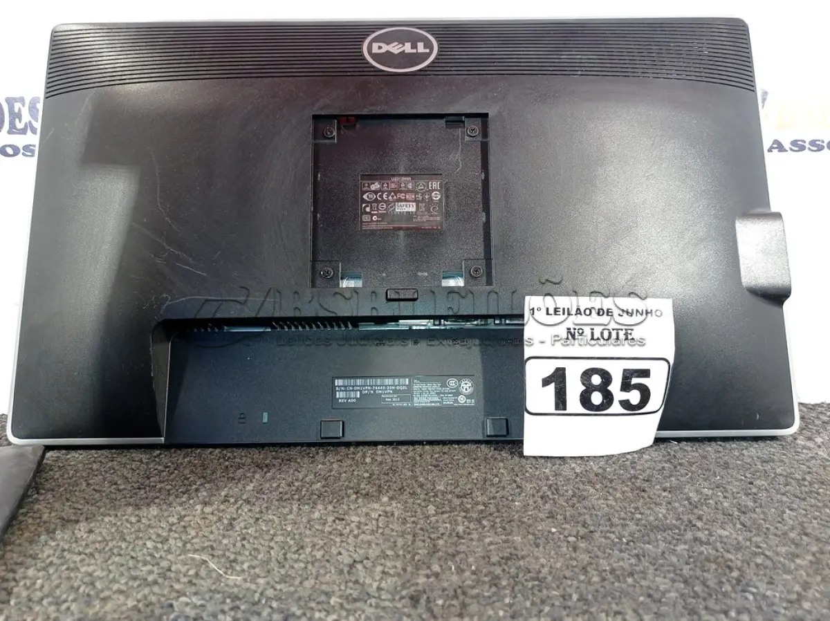 LOTE 185 - 01 MONITOR 23’’ MARCA DELL. (NO ESTADO) ATENÇÃO! FAZER A VISITAÇÃO ANTES DE ARREMATAR, NÃO SABEMOS SE FUNCIONA. LEILÃO NÃO TEM GARANTIA E NEM DEVOLUÇÃO, SUJEITO A POSSÍVEIS AVARIAS VISÍVEIS/OCULTAS E/OU AUSÊNCIA DE COMPONENTES.
