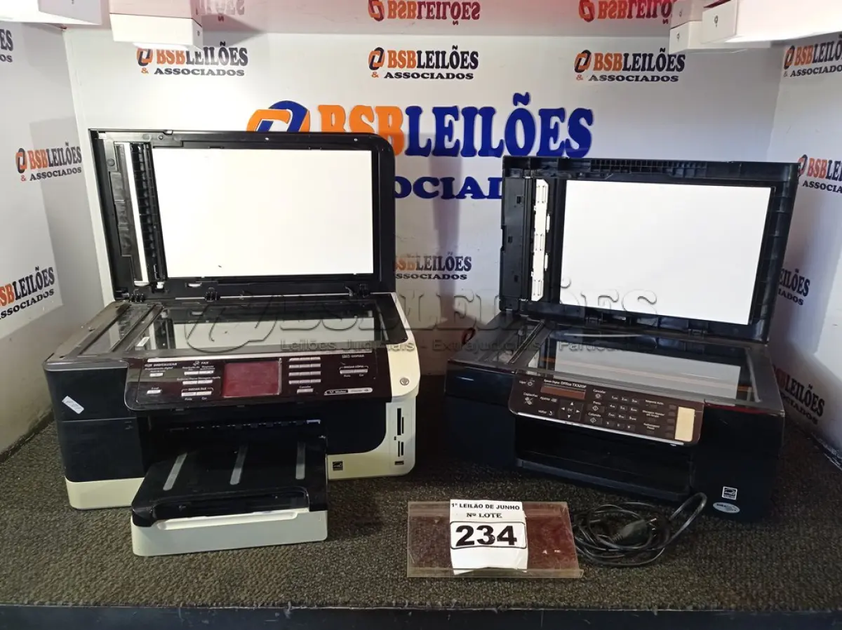 LOTE 234 - 02 IMPRESSORAS, SENDO 01 MARCA HP E 01 MARCA EPSON. (NO ESTADO) ATENÇÃO! FAZER A VISITAÇÃO ANTES DE ARREMATAR, NÃO SABEMOS SE FUNCIONA. LEILÃO NÃO TEM GARANTIA E NEM DEVOLUÇÃO, SUJEITO A POSSÍVEIS AVARIAS VISÍVEIS/OCULTAS E/OU AUSÊNCIA DE COMPONENTES.