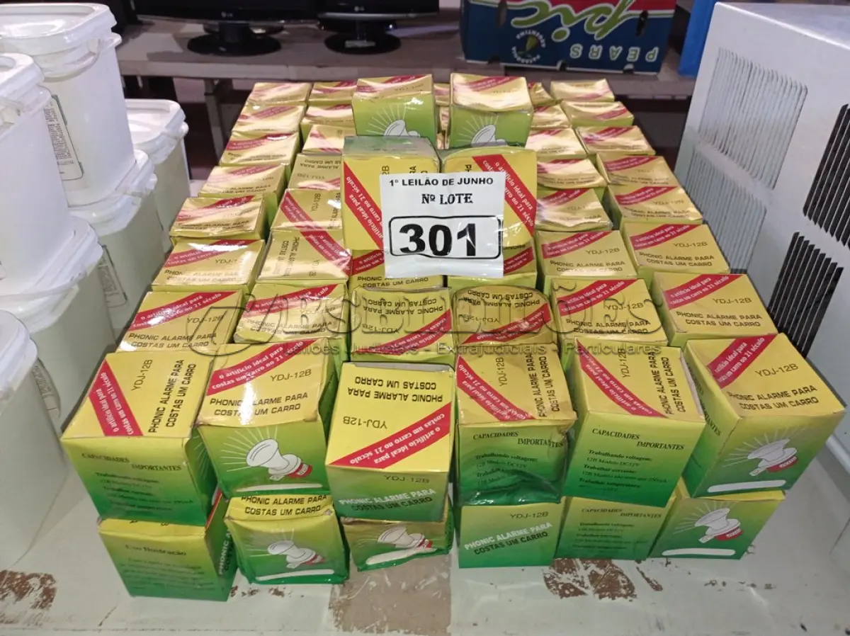 LOTE 301 - 01 LOTE COM APROXIMADAMENTE 100 ALARMES DE RÉ. (NO ESTADO) ATENÇÃO! FAZER A VISITAÇÃO ANTES DE ARREMATAR, NÃO SABEMOS SE FUNCIONA. LEILÃO NÃO TEM GARANTIA E NEM DEVOLUÇÃO, SUJEITO A POSSÍVEIS AVARIAS VISÍVEIS/OCULTAS E/OU AUSÊNCIA DE COMPONENTES.