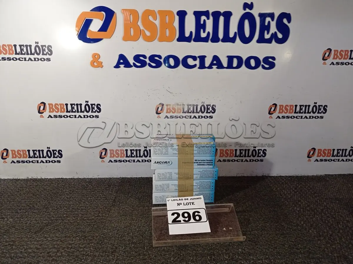 LOTE 296 - 01 LOTE COM 10 CAIXAS DE CARTUCHOS FINCAPINO MAGAZINADO AMARELO PARA FERRAMENTAS ACIONADAS A PÓLVORA MARCA ANCORA. (NO ESTADO) ATENÇÃO! FAZER A VISITAÇÃO ANTES DE ARREMATAR, NÃO SABEMOS SE FUNCIONA. LEILÃO NÃO TEM GARANTIA E NEM DEVOLUÇÃO, SUJEITO A POSSÍVEIS AVARIAS VISÍVEIS/OCULTAS E/OU AUSÊNCIA DE COMPONENTES.