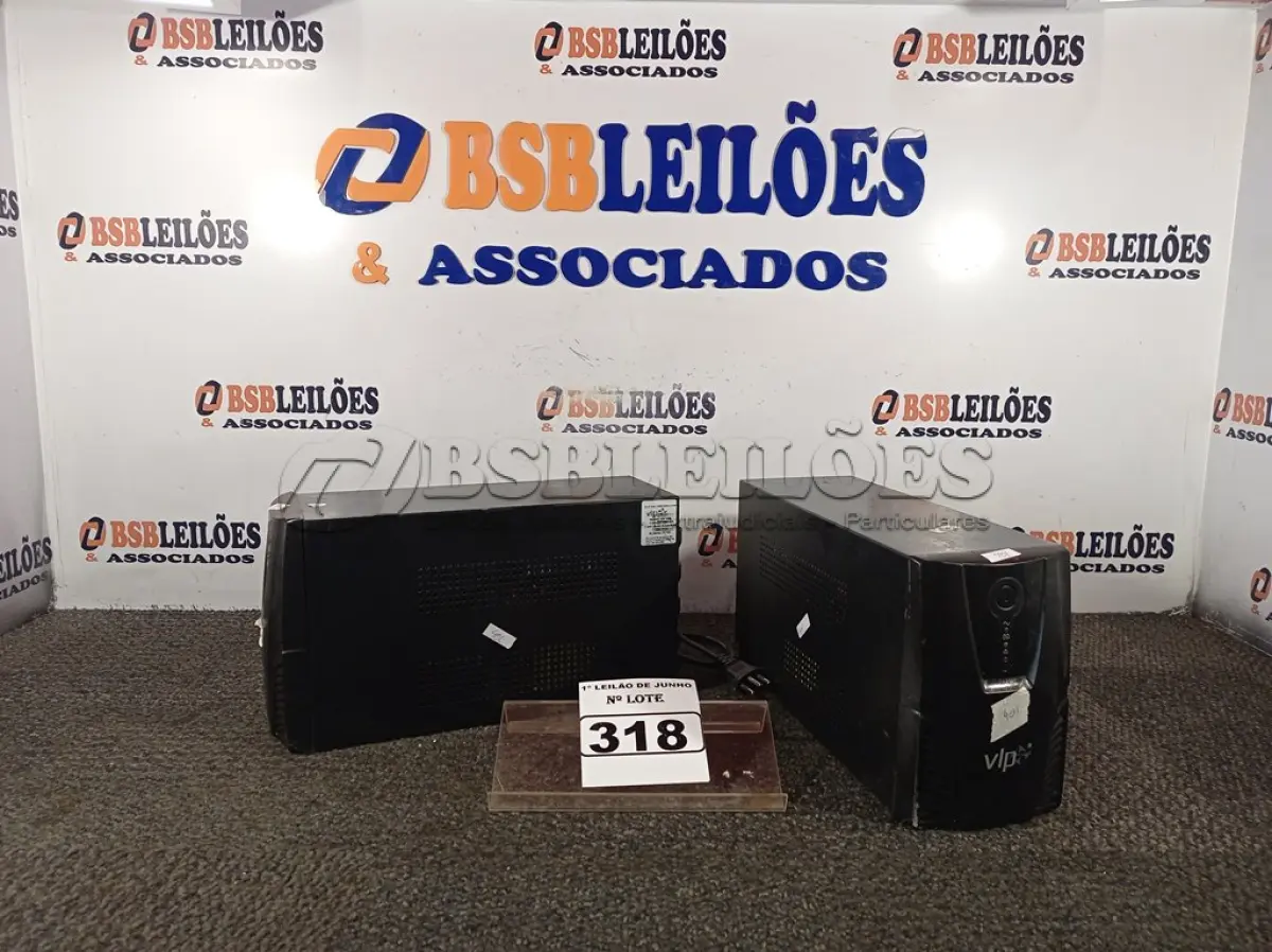 LOTE 318 - 02 NOBREAKS DE 1400VA. (NO ESTADO) ATENÇÃO! FAZER A VISITAÇÃO ANTES DE ARREMATAR, NÃO SABEMOS SE FUNCIONA. LEILÃO NÃO TEM GARANTIA E NEM DEVOLUÇÃO, SUJEITO A POSSÍVEIS AVARIAS VISÍVEIS/OCULTAS E/OU AUSÊNCIA DE COMPONENTES.
