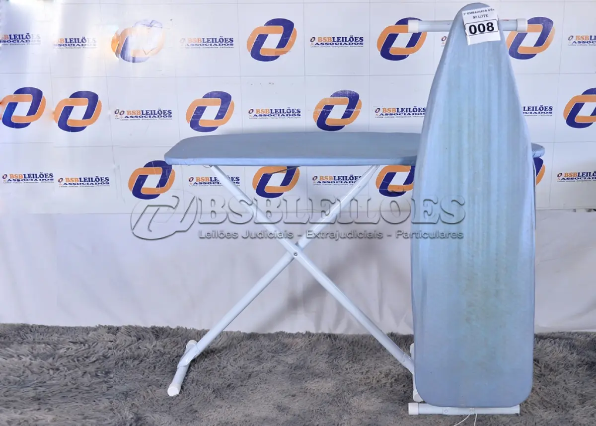 LOTE 008 - 02 TÁBUAS DE PASSAR ROUPAS. (IRONING BOARD) (NO ESTADO)0000011