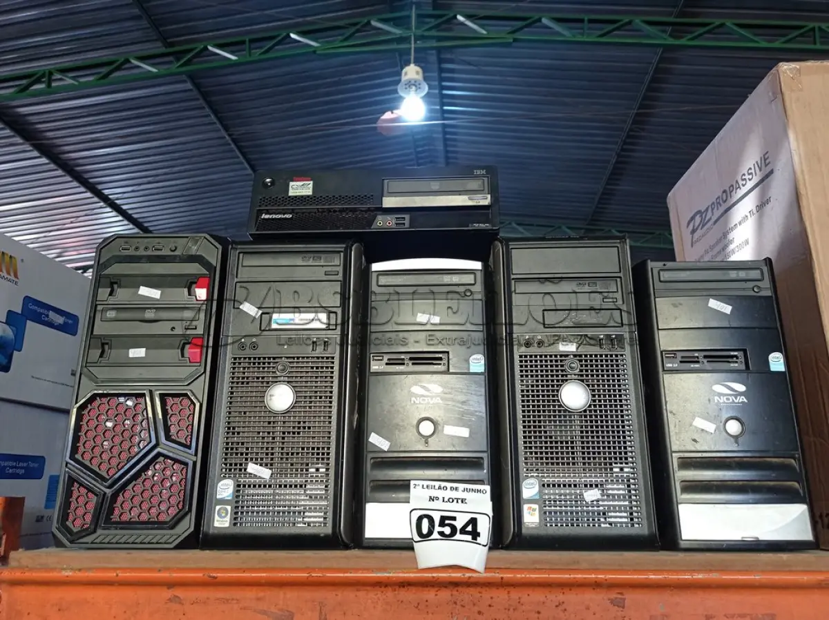 LOTE 054 - 06 CPUS MARCAS E MODELOS DIVERSOS PARA RETIRADA DE PEÇAS. (NO ESTADO) ATENÇÃO! FAZER A VISITAÇÃO ANTES DE ARREMATAR, NÃO SABEMOS SE FUNCIONA. LEILÃO NÃO TEM GARANTIA E NEM DEVOLUÇÃO, SUJEITO A POSSÍVEIS AVARIAS VISÍVEIS/OCULTAS E/OU AUSÊNCIA DE COMPONENTES.