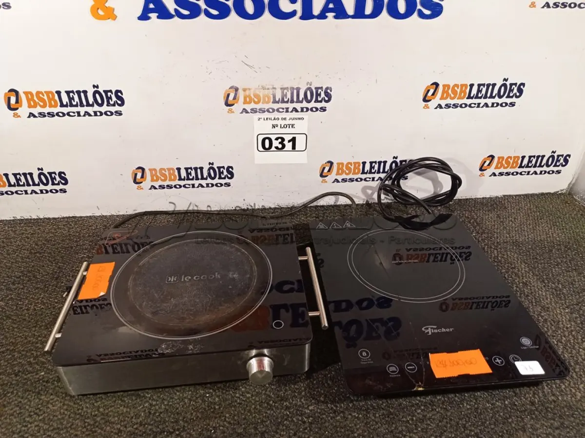 LOTE 031 - 02 FOGÕES DE INDUÇÃO, SENDO 01 MARCA FISCHER 220V E 01 MARCA LECOOK 220V. (NO ESTADO) ATENÇÃO! FAZER A VISITAÇÃO ANTES DE ARREMATAR, NÃO SABEMOS SE FUNCIONA. LEILÃO NÃO TEM GARANTIA E NEM DEVOLUÇÃO, SUJEITO A POSSÍVEIS AVARIAS VISÍVEIS/OCULTAS E/OU AUSÊNCIA DE COMPONENTES.