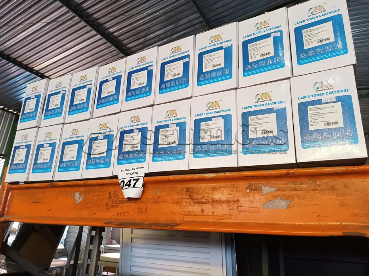 LOTE 047 - 18 TONERS PRETO X3428. (NO ESTADO) ATENÇÃO! FAZER A VISITAÇÃO ANTES DE ARREMATAR, NÃO SABEMOS SE FUNCIONA. LEILÃO NÃO TEM GARANTIA E NEM DEVOLUÇÃO, SUJEITO A POSSÍVEIS AVARIAS VISÍVEIS/OCULTAS E/OU AUSÊNCIA DE COMPONENTES.