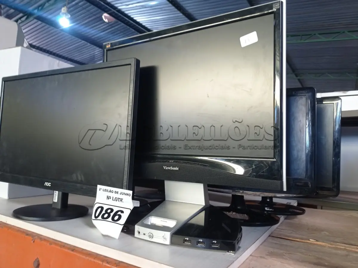 LOTE 086 - 06 MONITORES LCD MARCAS E MODELOS DIVERSOS PARA RETIRADA DE PEÇAS. (NO ESTADO) ATENÇÃO! FAZER A VISITAÇÃO ANTES DE ARREMATAR, NÃO SABEMOS SE FUNCIONA. LEILÃO NÃO TEM GARANTIA E NEM DEVOLUÇÃO, SUJEITO A POSSÍVEIS AVARIAS VISÍVEIS/OCULTAS E/OU AUSÊNCIA DE COMPONENTES.