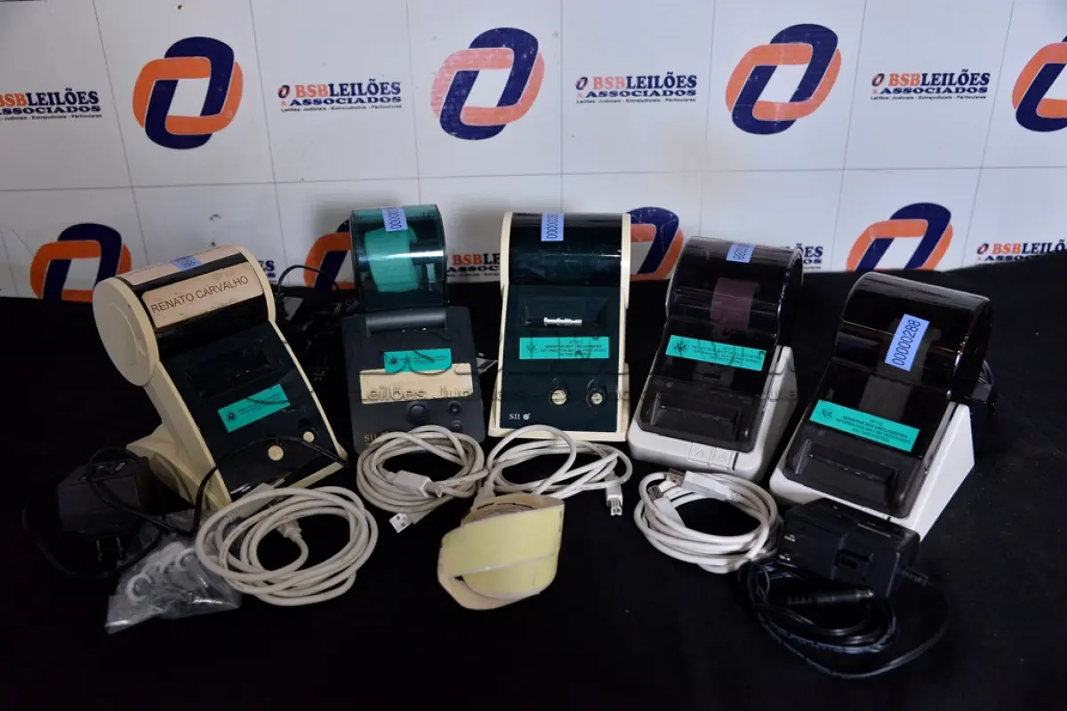 LOTE 125 - 05 IMPRESSORAS DE ETIQUETAS TERMAL MODELO: SLP620 E 01 CALCULADORA MODELO: DR-210TM CASIO, 04 FONTES E ALGUNS CABOS. (5 LABELING MACHINES) (NO ESTADO)00000288