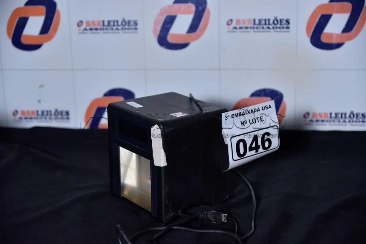 LOTE 046 - 01 SCANNER DE LEITURA DIGITAL USB. (OPTICAL DIGITAL SCANNER) AV9704W (NO ESTADO)
