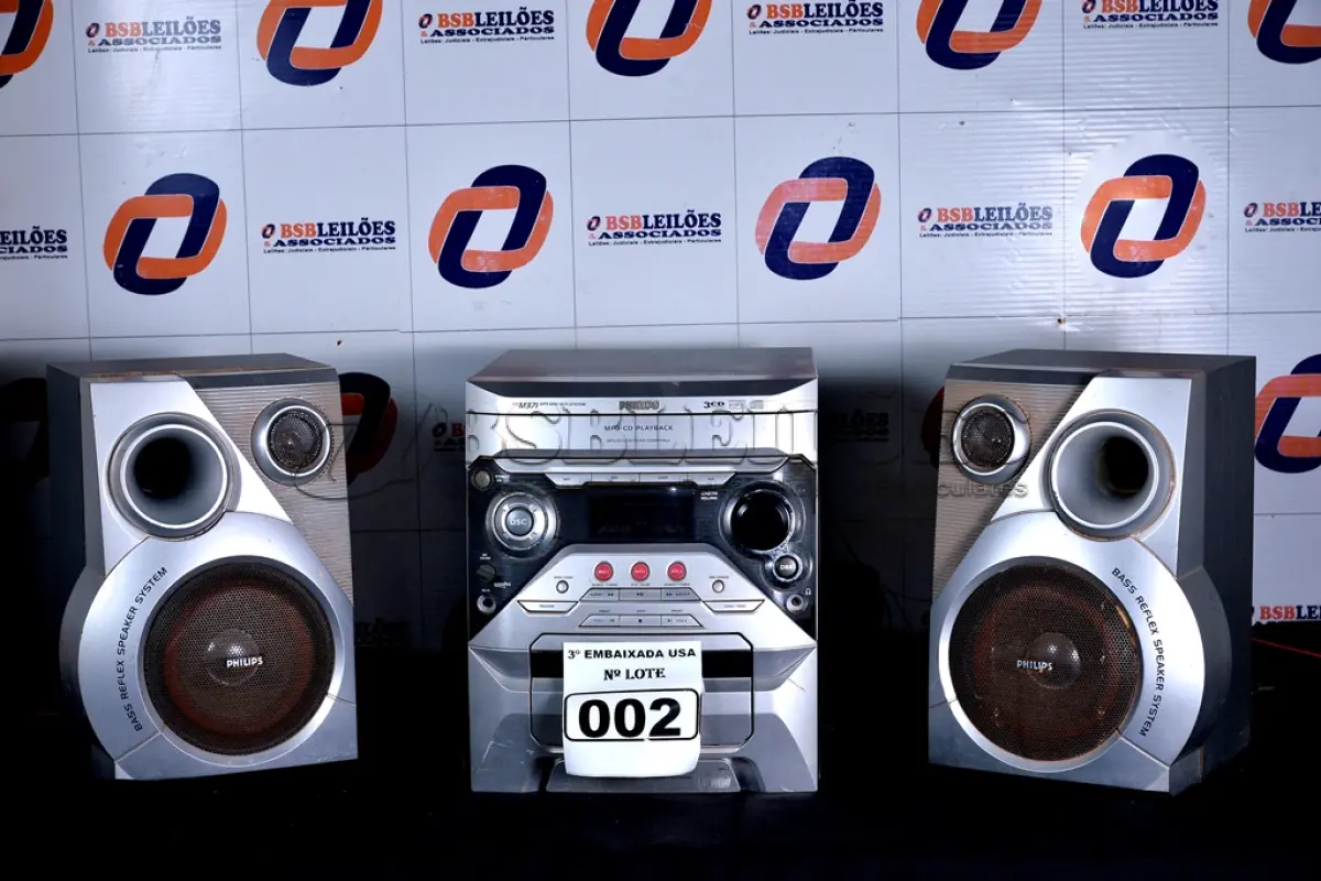 LOTE 002 - 01 APARELHO DE SOM 3X1 MARCA PHILIPS. (STÉRIO MUSIC SYSTEM M371 PHILLIPS) (NO ESTADO) AV9679L