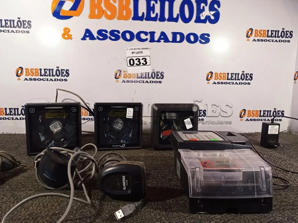 LOTE 033 - 01 RELÓGIO DE PONTO MARCA DIMEP, 03 LEITORAS DE CÓDIGO DE BARRAS A LASER, SENDO 02 MARCA BEMATECH E 01 ELGIN E 03 LEITORAS DE CÓDIGO DE BARRAS ENTRADA USB. (NO ESTADO) ATENÇÃO! FAZER A VISITAÇÃO ANTES DE ARREMATAR, NÃO SABEMOS SE FUNCIONA. LEILÃO NÃO TEM GARANTIA E NEM DEVOLUÇÃO, SUJEITO A POSSÍVEIS AVARIAS VISÍVEIS/OCULTAS E/OU AUSÊNCIA DE COMPONENTES.