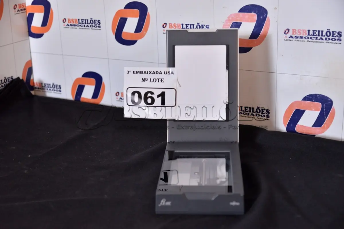 LOTE 061 - 01 SCANNER DIGITAL MODELO: FI-60F MARCA FUJTSU. (OPTICAL DIGITAL/SCANNER)121931 (NO ESTADO)