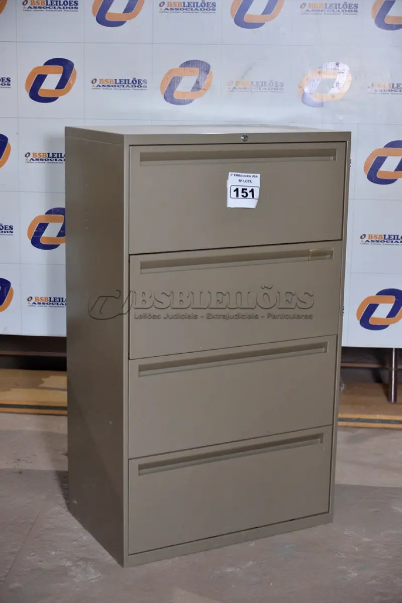 LOTE 151 - 01 ARMÁRIO DE AÇO PARA ESCRITÓRIO COM 04 GAVETAS. (DOCUMENT GABINETE) (NO ESTADO)0000016