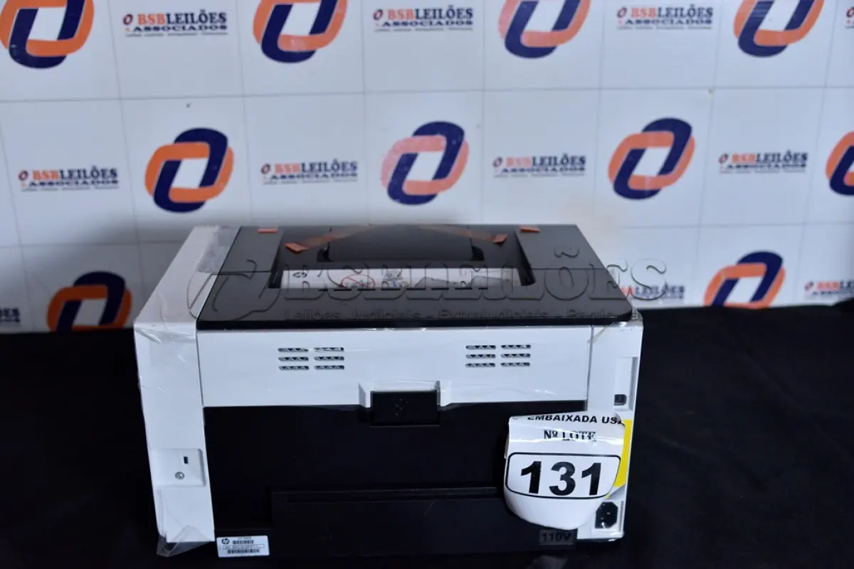 LOTE 131 - 01 IMPRESSORA LASERJET CP1025 COLOR MARCA HP. (NO ESTADO) BRCSH2R9TH