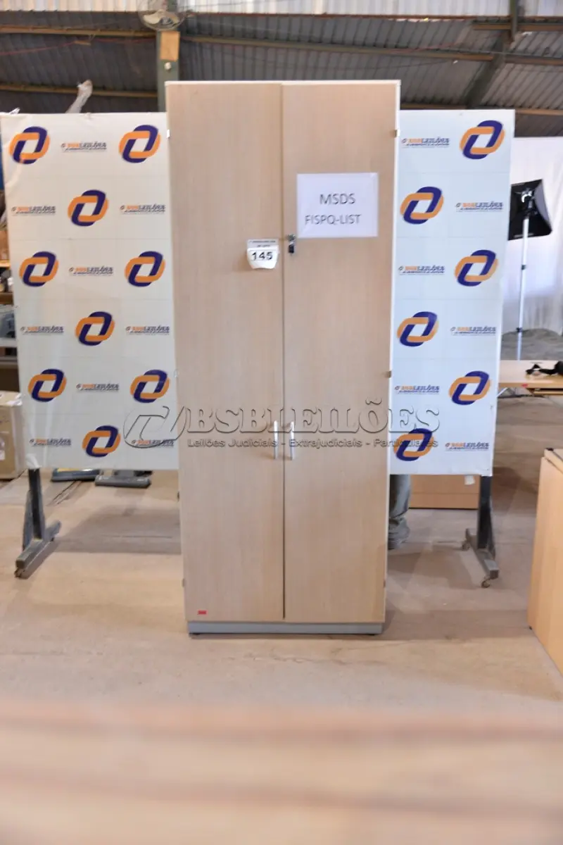 LOTE 145 - 01 ARMÁRIO EM MDF PARA ESCRITÓRIO. (CABINETS) (NO ESTADO)0000012