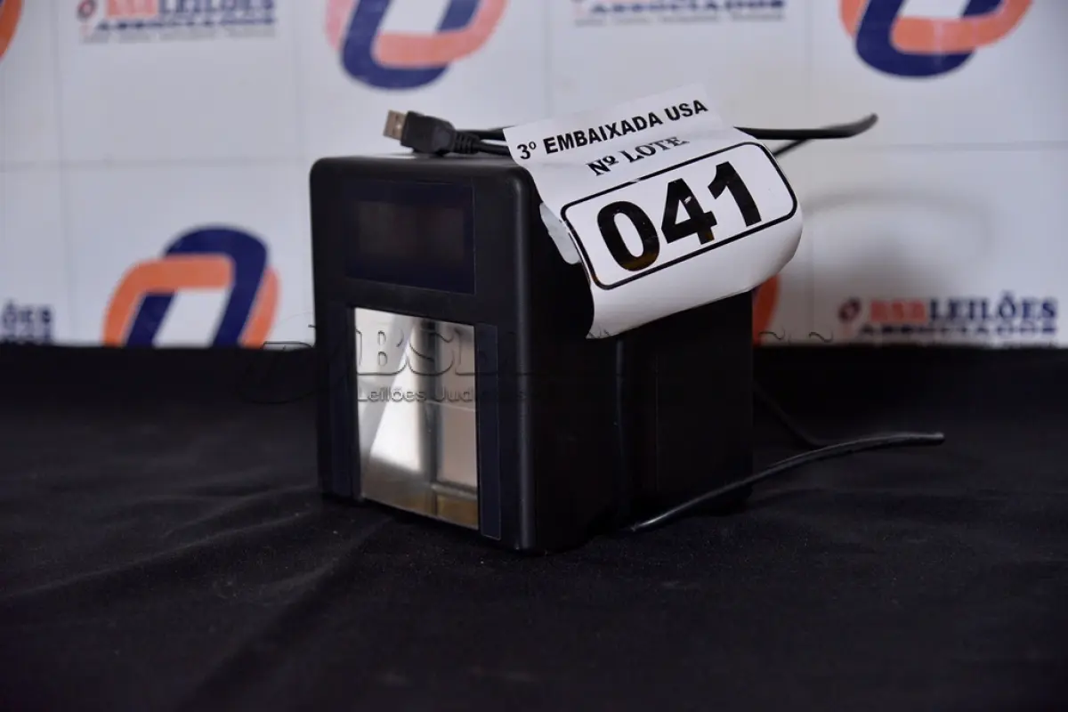 LOTE 041 - 01 SCANNER DE LEITURA DIGITAL USB. (OPTICAL DIGITAL SCANNER) AV9704Y (NO ESTADO)