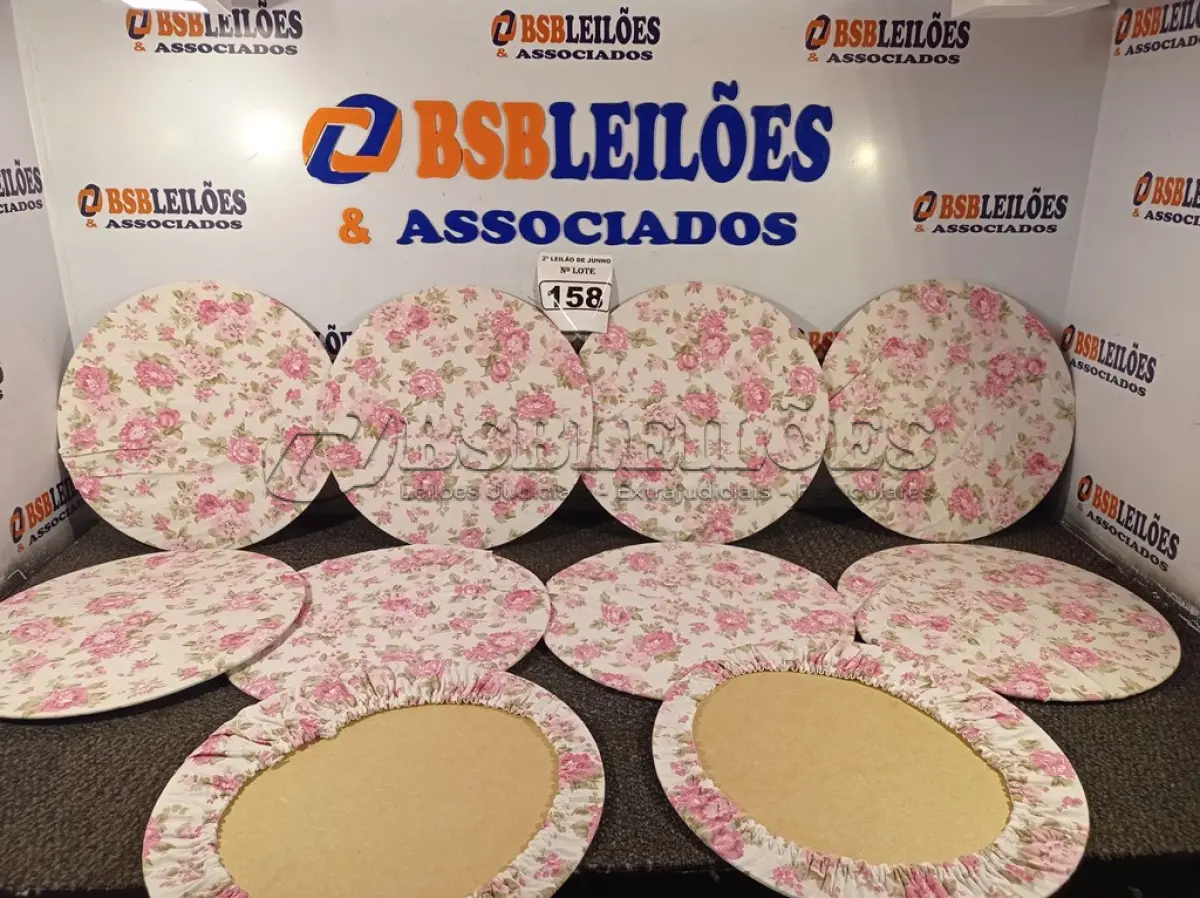LOTE 158 - 10 SOUSPLAT COM CAPA FLORIDA NA COR ROSA. (NO ESTADO) ATENÇÃO! FAZER A VISITAÇÃO ANTES DE ARREMATAR, NÃO SABEMOS SE FUNCIONA. LEILÃO NÃO TEM GARANTIA E NEM DEVOLUÇÃO, SUJEITO A POSSÍVEIS AVARIAS VISÍVEIS/OCULTAS E/OU AUSÊNCIA DE COMPONENTES.