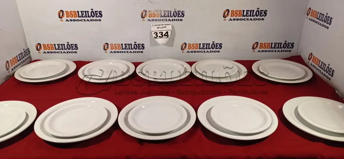 LOTE 334 - 10 PRATOS RASOS E 10 PRATOS DE SOBREMESA. (NO ESTADO) ATENÇÃO! FAZER A VISITAÇÃO ANTES DE ARREMATAR, NÃO SABEMOS SE FUNCIONA. LEILÃO NÃO TEM GARANTIA E NEM DEVOLUÇÃO, SUJEITO A POSSÍVEIS AVARIAS VISÍVEIS/OCULTAS E/OU AUSÊNCIA DE COMPONENTES.