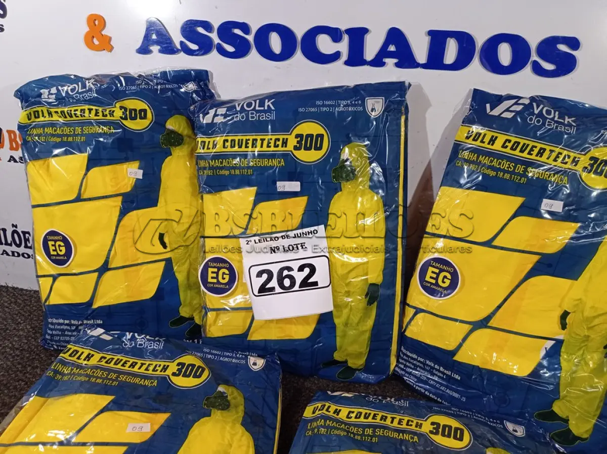 LOTE 262 - 01 LOTE COM 05 MACACÕES VOLH COVERTECH 300 TAMANHO EG NA COR AMARELA. (NOVO) (NO ESTADO) ATENÇÃO! FAZER A VISITAÇÃO ANTES DE ARREMATAR, NÃO SABEMOS SE FUNCIONA. LEILÃO NÃO TEM GARANTIA E NEM DEVOLUÇÃO, SUJEITO A POSSÍVEIS AVARIAS VISÍVEIS/OCULTAS E/OU AUSÊNCIA DE COMPONENTES.