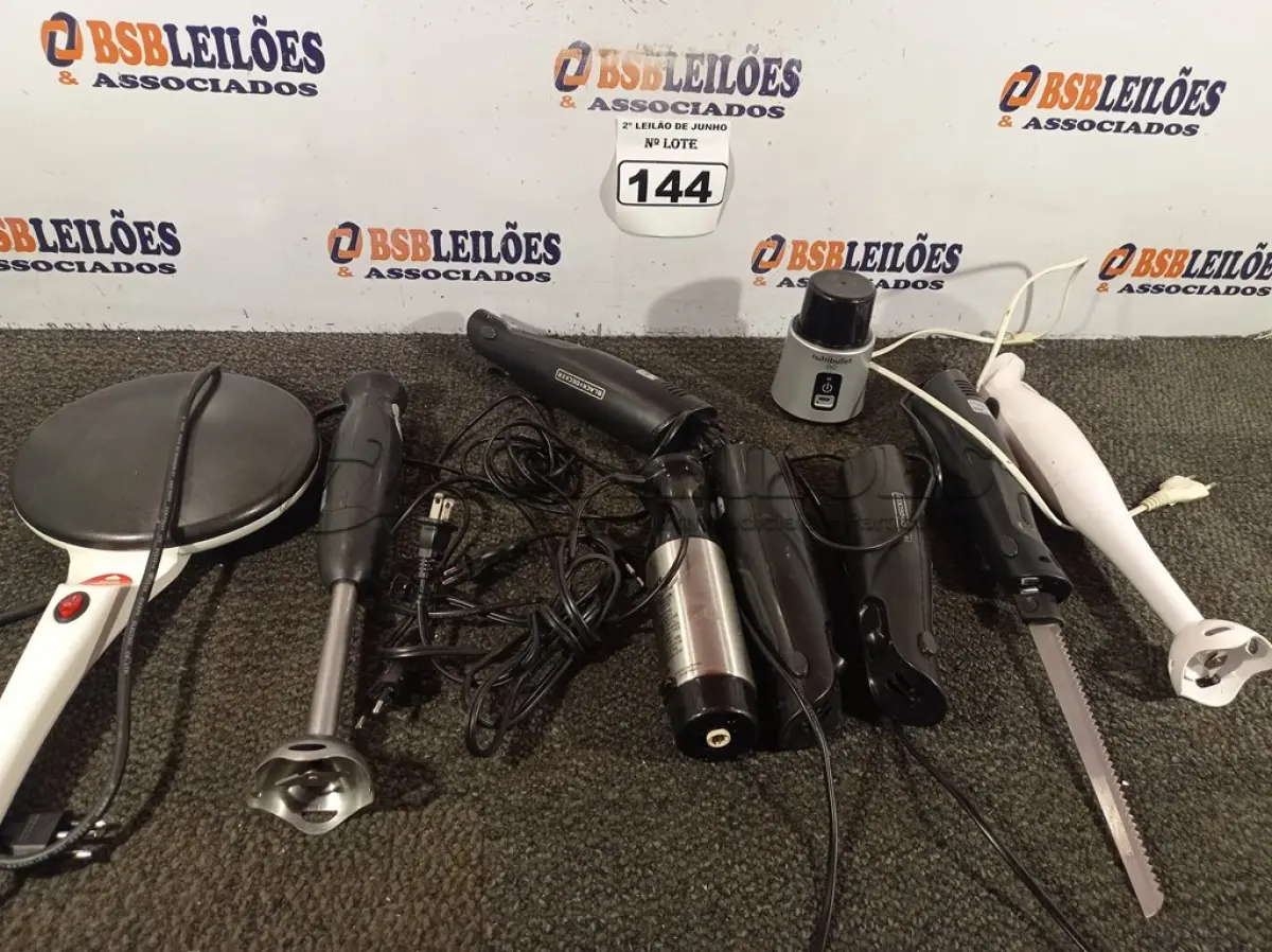 LOTE 144 - 01 LOTE COM ITENS VARIADOS PARA COZINHA COM AVARIAS. (NO ESTADO) ATENÇÃO! FAZER A VISITAÇÃO ANTES DE ARREMATAR, NÃO SABEMOS SE FUNCIONA. LEILÃO NÃO TEM GARANTIA E NEM DEVOLUÇÃO, SUJEITO A POSSÍVEIS AVARIAS VISÍVEIS/OCULTAS E/OU AUSÊNCIA DE COMPONENTES.