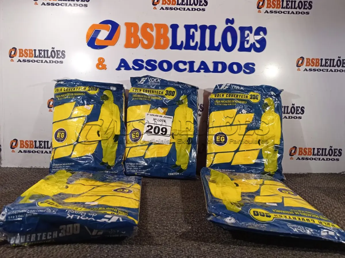 LOTE 209 - 01 LOTE COM 05 MACACÕES VOLH COVERTECH 300 TAMANHO EG NA COR AMARELA. (NOVO) (NO ESTADO) ATENÇÃO! FAZER A VISITAÇÃO ANTES DE ARREMATAR, NÃO SABEMOS SE FUNCIONA. LEILÃO NÃO TEM GARANTIA E NEM DEVOLUÇÃO, SUJEITO A POSSÍVEIS AVARIAS VISÍVEIS/OCULTAS E/OU AUSÊNCIA DE COMPONENTES.